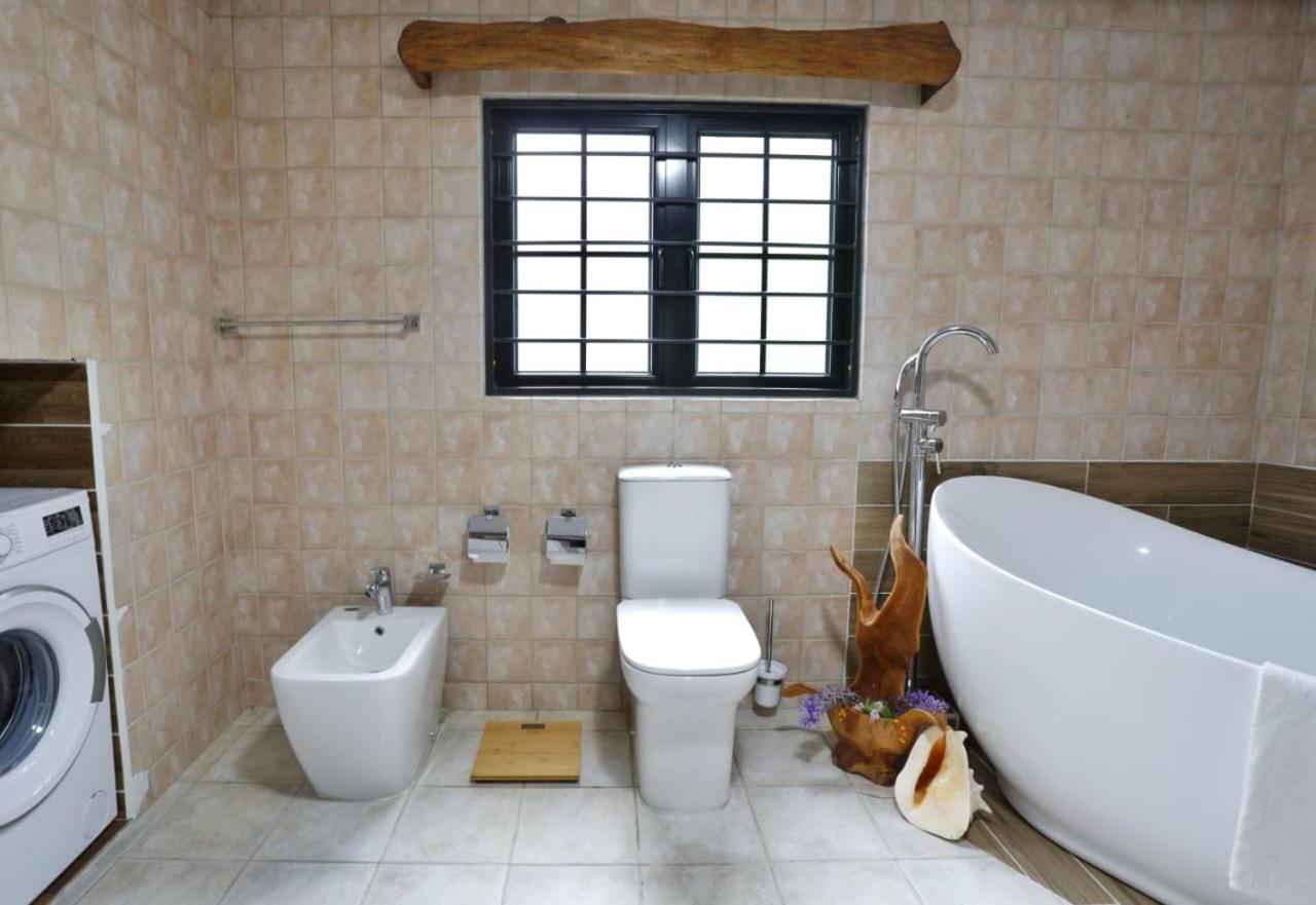 The Salty Palms Apartment Beau Vallon  Exterior photo