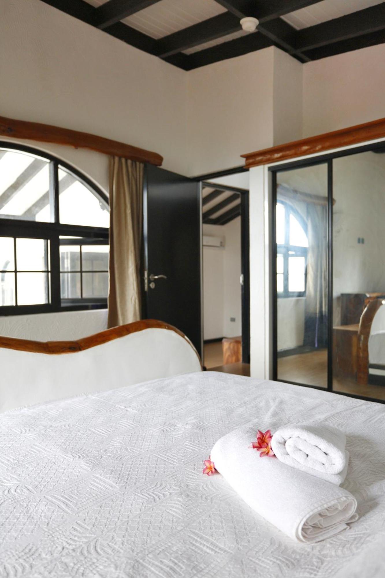 The Salty Palms Apartment Beau Vallon  Exterior photo