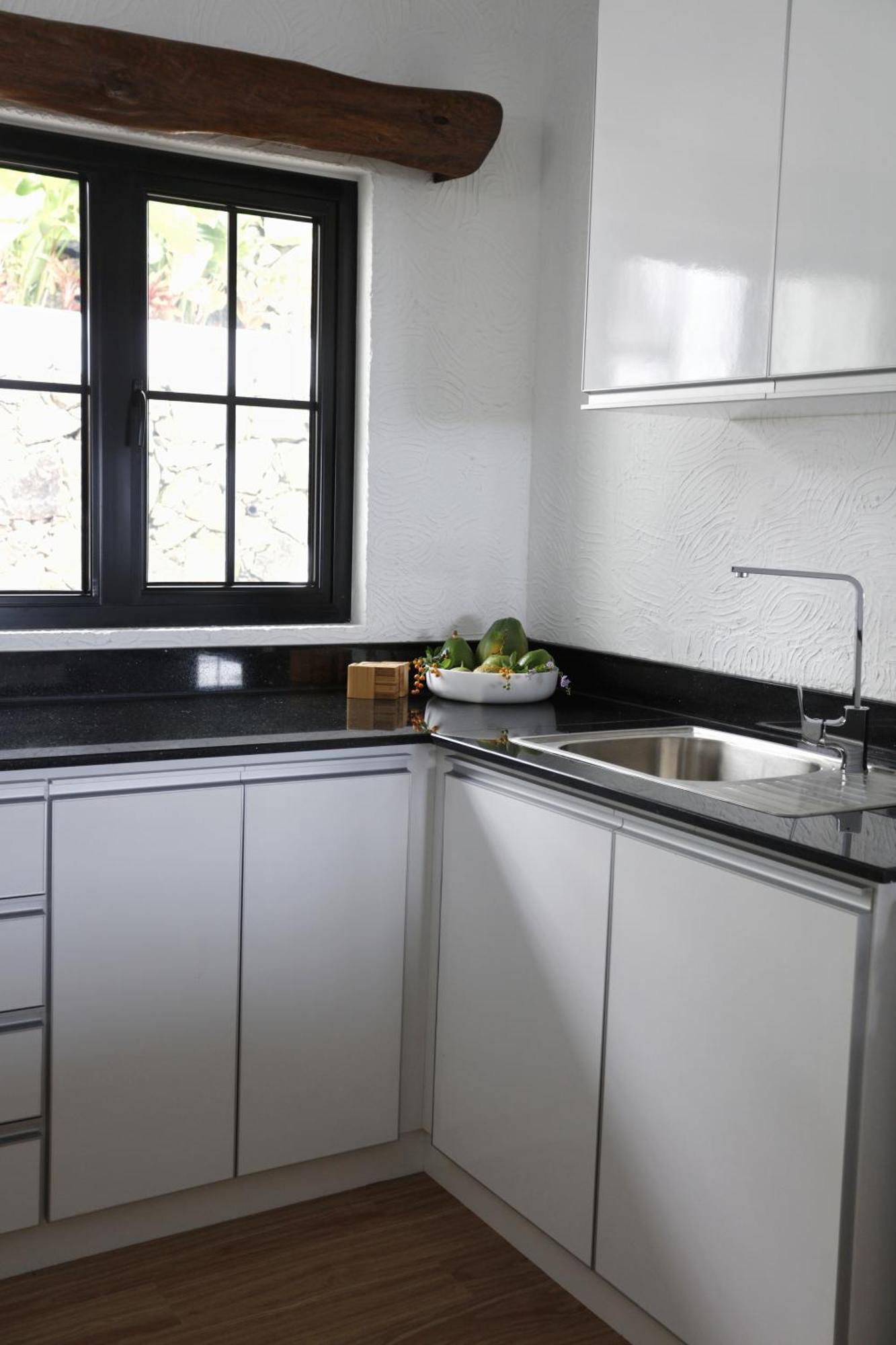 The Salty Palms Apartment Beau Vallon  Exterior photo