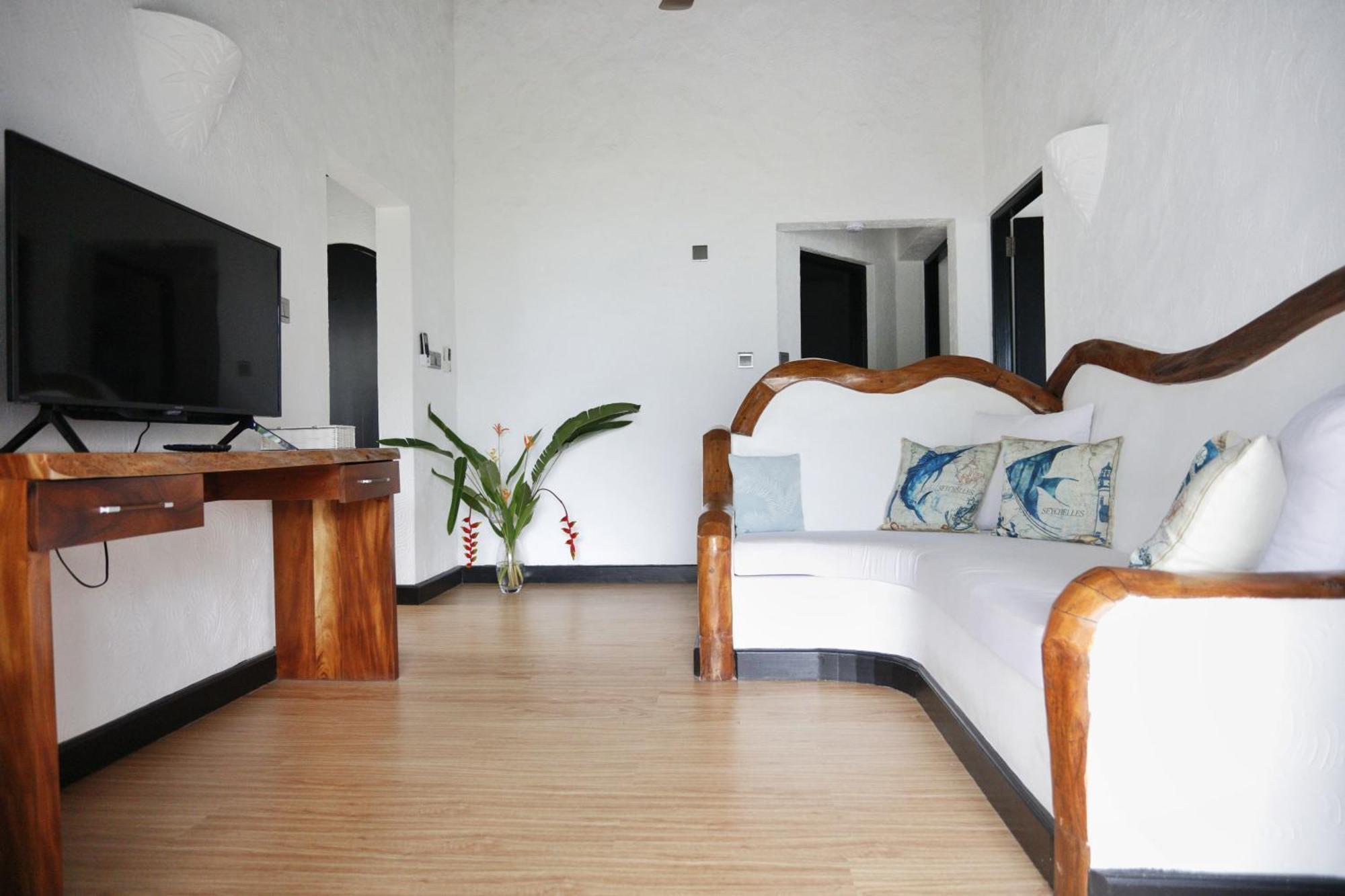 The Salty Palms Apartment Beau Vallon  Exterior photo