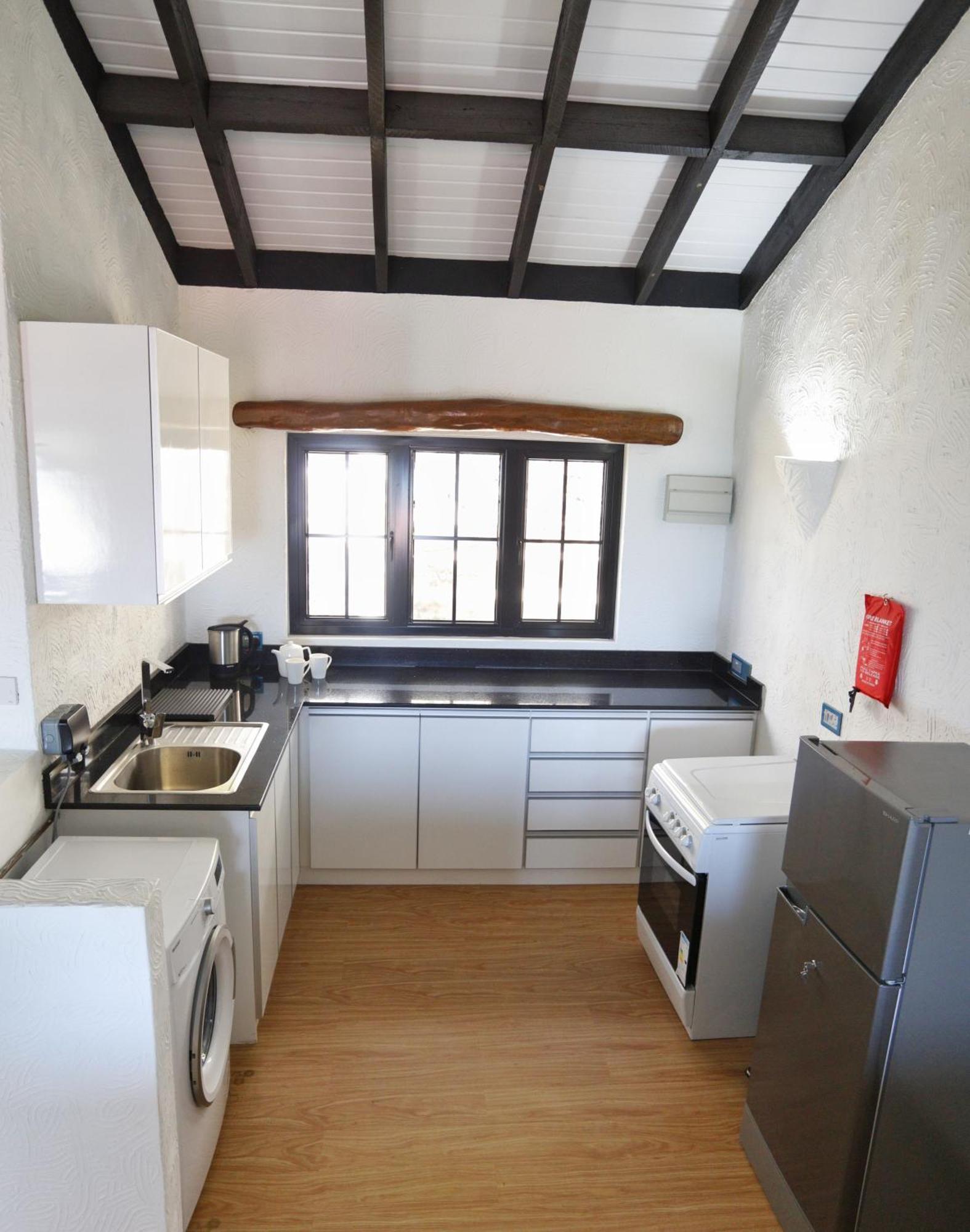 The Salty Palms Apartment Beau Vallon  Exterior photo