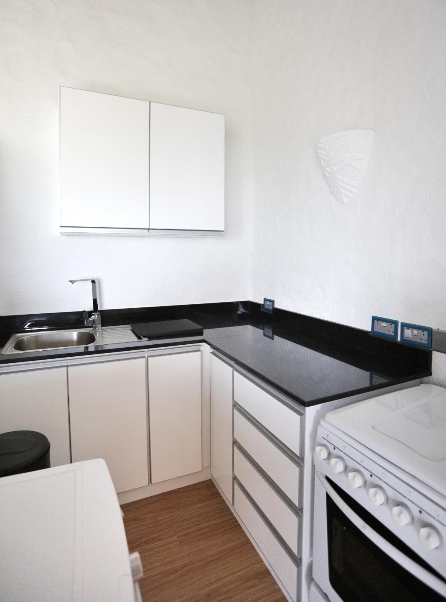 The Salty Palms Apartment Beau Vallon  Exterior photo